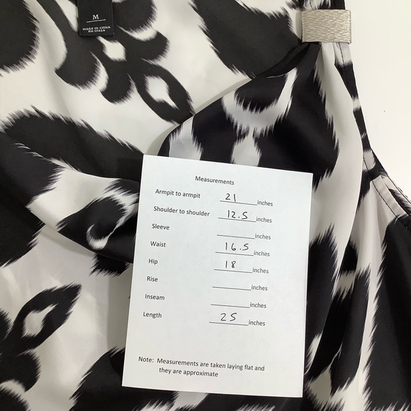 WHBM crowl neck metal straps waist band sleeveless blouse size Medium - Picture 10 of 10